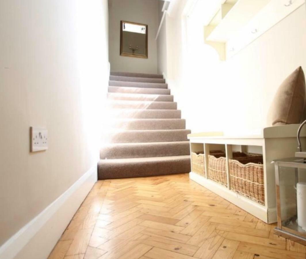 Thornton House Private Country House Thornton Hough Entire House Sleeps 6 Wirral Eksteriør billede